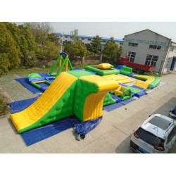 Inflatable Floating Water Park Inflatable Floating Water Park