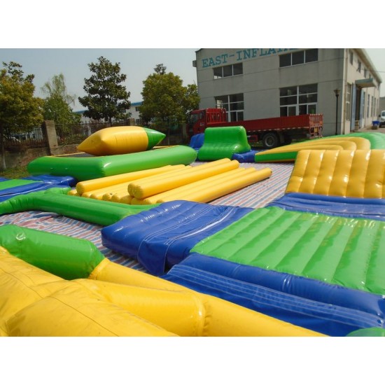 Inflatable Floating Water Park Inflatable Floating Water Park